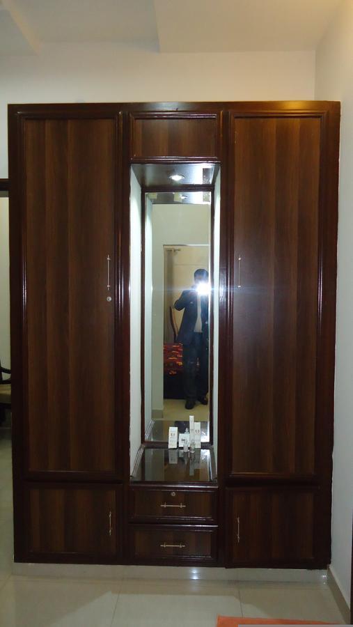 Midway Hotel & Restaurant Sadiqabad Dış mekan fotoğraf